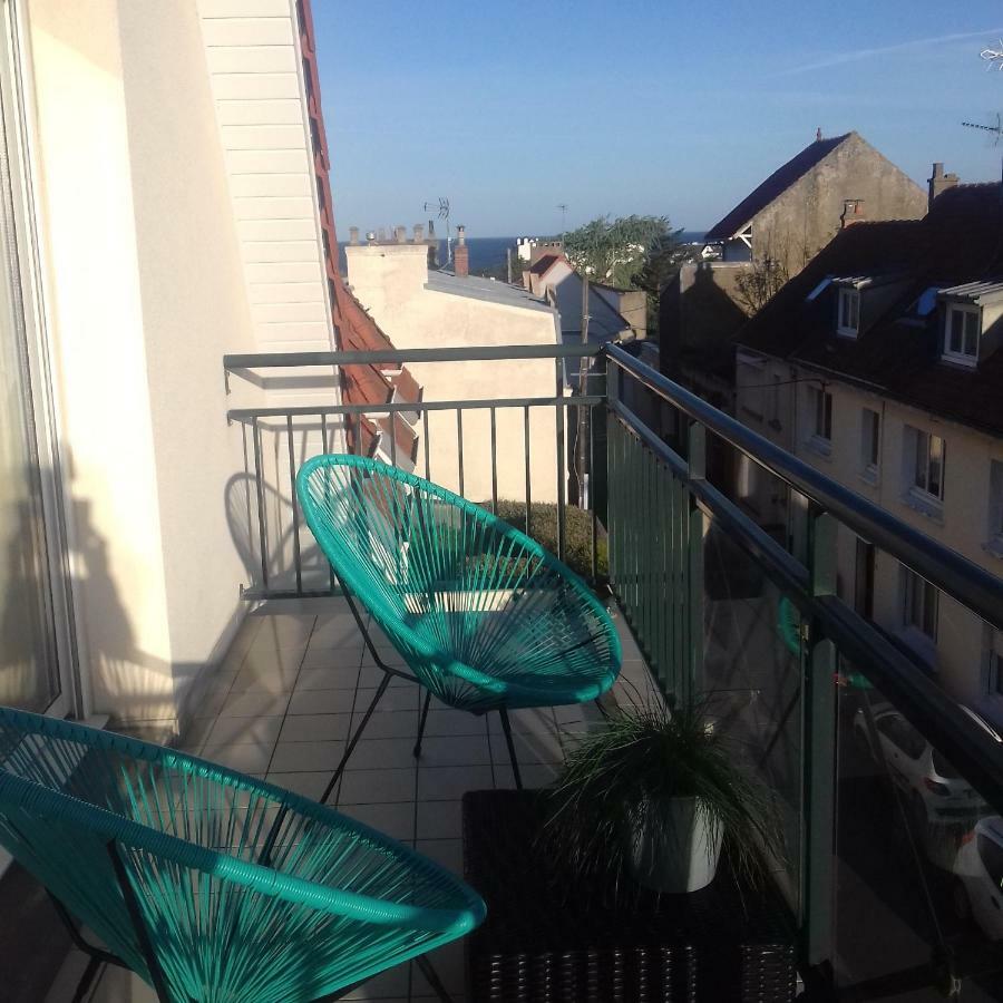 Balcon Avec Vue Panoramique De La Mer, Le Village Et La Campagne - Parking Prive Wimereux Exterior foto